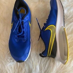 Nike Air Zoom Arcadia Youth Size 6Y